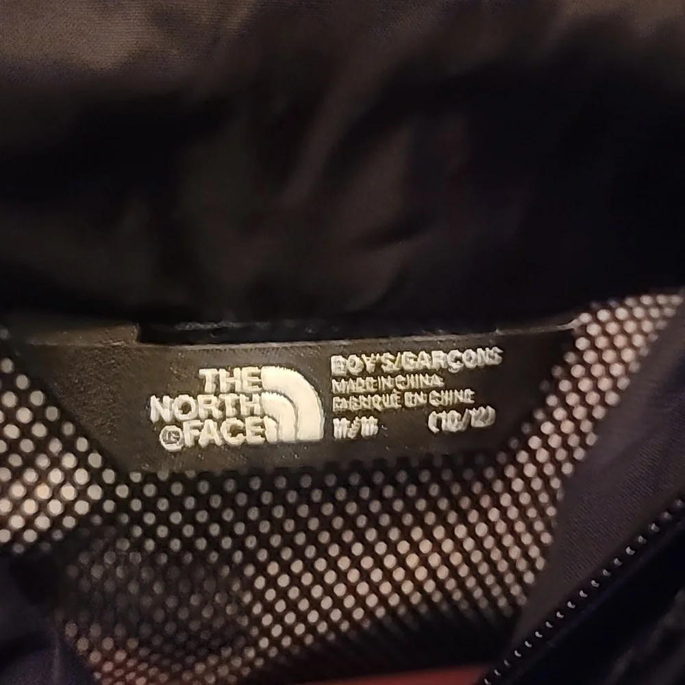The North Face Resolve Reflective Jacket size Medium (10/12)